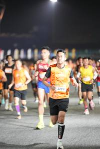 BIB: 22151
                            <button type="button" onclick="openModal(19604742)" class="btn btn-primary btn-sm float-right btn-popup" data-toggle="modal" data-target=".modal-high-quality">
                        <i class="fas fa-shopping-cart"></i> Add to Cart
                    </button>
                                            <button type="button" onclick="isThisMe(19604742, true)" class="btn btn-success btn-sm float-right btn-popup btn-isme hidden" data-toggle="tooltip" data-placement="bottom" title="นี่คือรูปของคุณใช่ไหม คลิกที่นี่เพื่อเอาเข้าอัลบั้ม">
                        <i class="fas fa-plus"></i> Add to album
                    </button>
                    <button type="button" onclick="isThisMe(19604742, false)" class="btn btn-warning btn-sm float-right btn-popup btn-isnotme hidden">
                        <i class="fas fa-ban"></i> Remove from album
                    </button>
